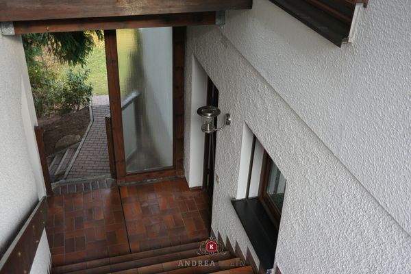 der Zugang in die ELW im UG