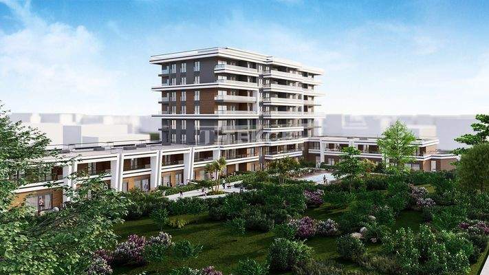 Apartments in a Complex with a Pool in İzmir Karşıyaka