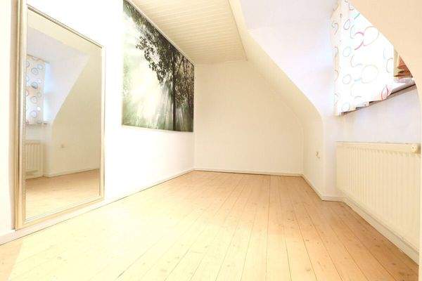 HOMESTAGING Schlafzimmer (KI generiert)