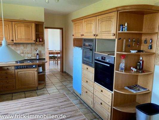 28-Einbauküche EG.JPG