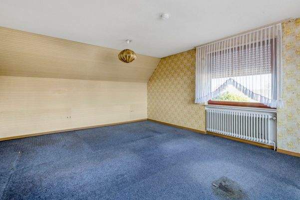 Schlafzimmer II mit Loggia