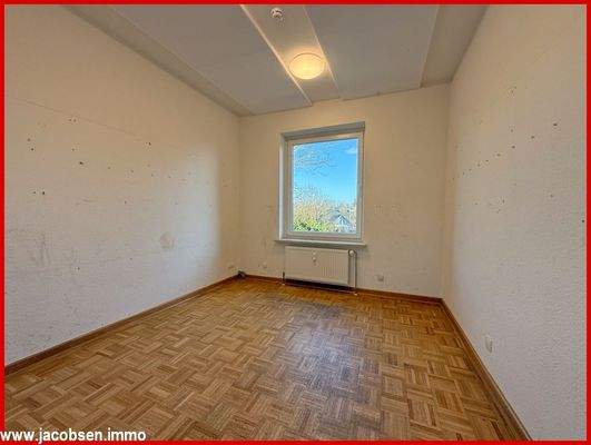 Büro im Erdgeschoss