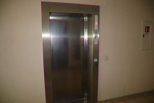 Fahrstuhl in alle Geschosse