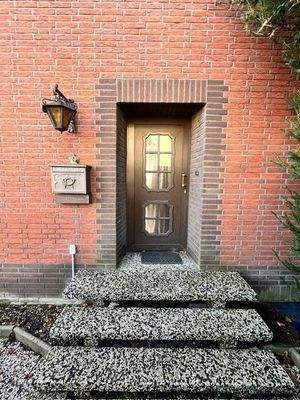 Hausansicht Eingangstüre