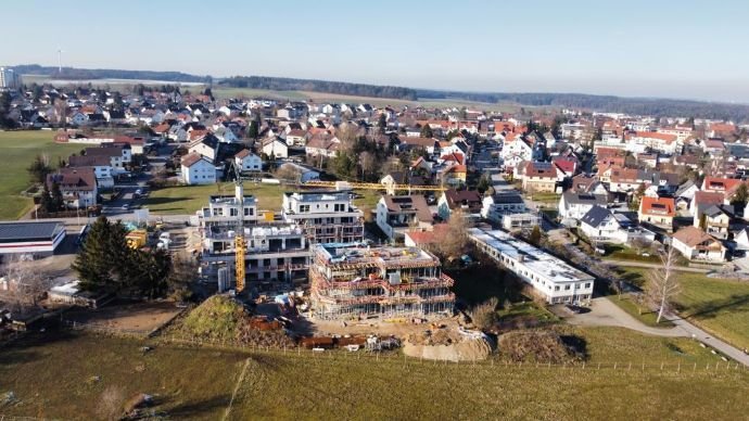 Wohnpark Heubergblick - Familienfreundliche Gartenwohnung (EG) mit Terrasse nach Süden und grossen Garten