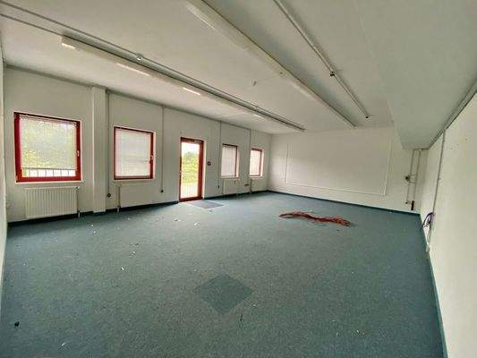 Büroflächen im OG