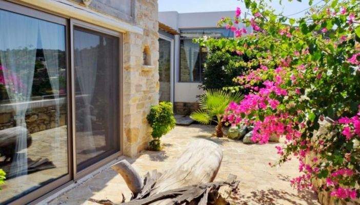 Kreta, Pitsidia: Makellose Villa mit herrlichem Meerblick und Infinity-Salzwasserpool