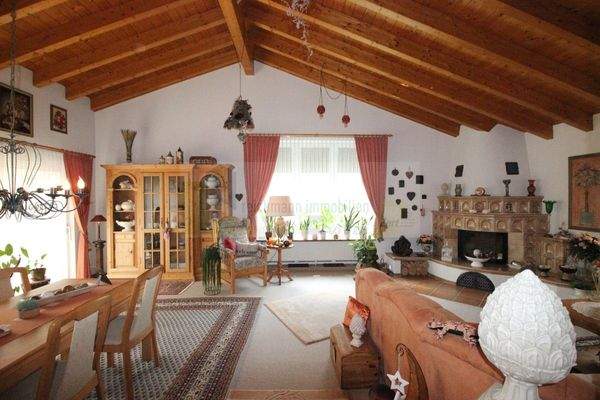 Anbau / Kachelofen EG