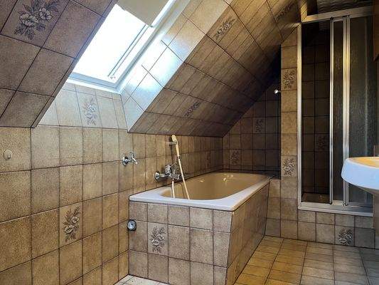 Badezimmer Dachgeschoss