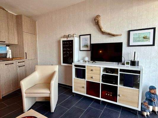 Wohnbereich und offene Küche