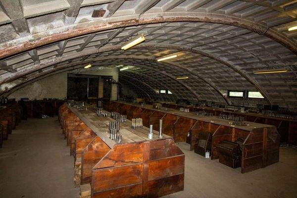 Produktionshalle Dachgeschoss Bild 1