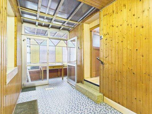 Zentrales Ein-/Zweifamilienhaus in Saarwellingen