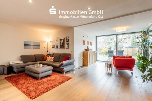 Wohnzimmer im Erdgeschoss