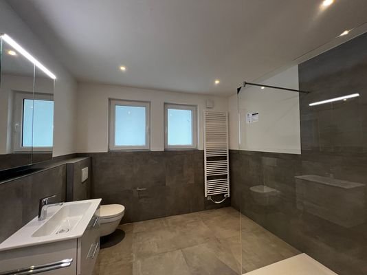 Badezimmer Bild 2
