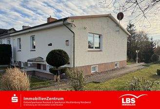 Haus Straßenansicht