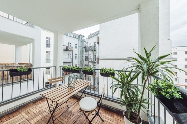 balcony