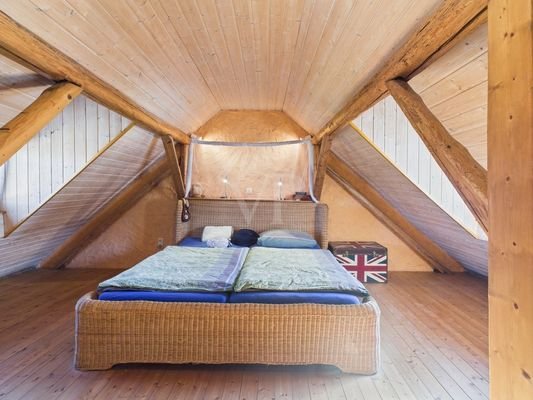 Schlafzimmer DG
