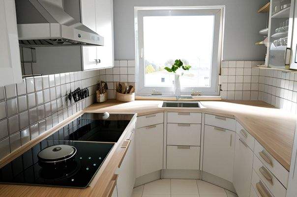 Küche inkl. Einbauküche Bsp.