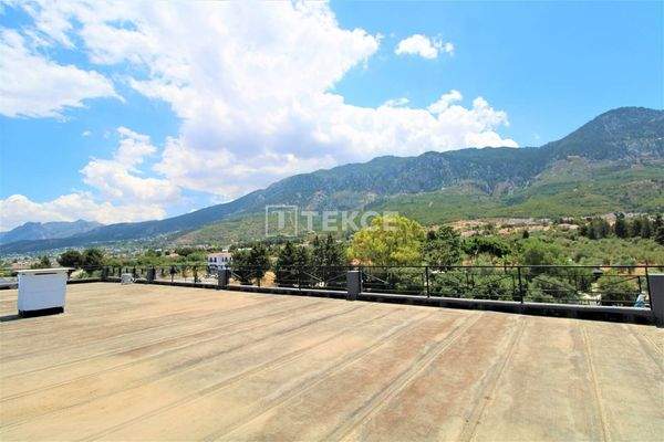 Apartment in Girne Lapta for Sale in a Compound with Swimming Pool