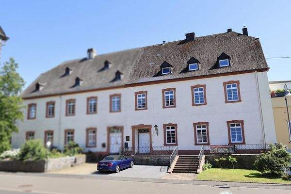 Außenansicht (rechte Haushälte)