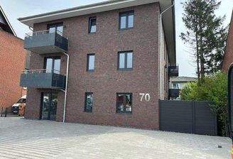 Haus Strassenansicht