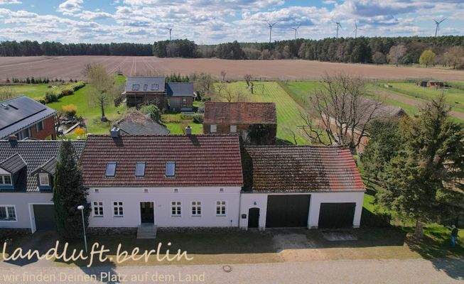 Das Anwesen mit Blick nach Südwesten.jpg