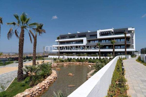 Contemporary Apartments in a Social Complex in Torrevieja