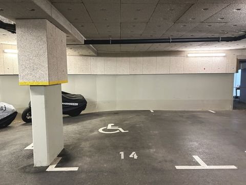 Pöchlarn Garage, Pöchlarn Stellplatz