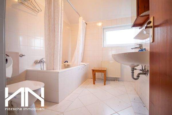 Tageslichtbad im 1.OG