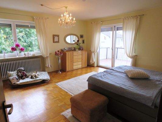 Schlafzimmer mit Terrasse 