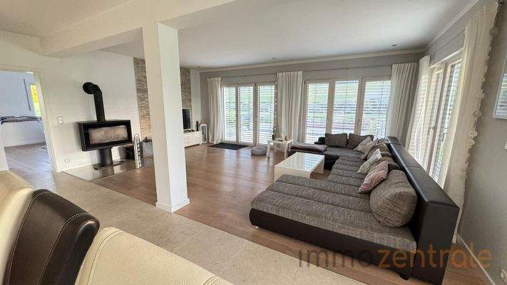 WhatsApp Image 2025-10-10 at 10.41.23 (3)