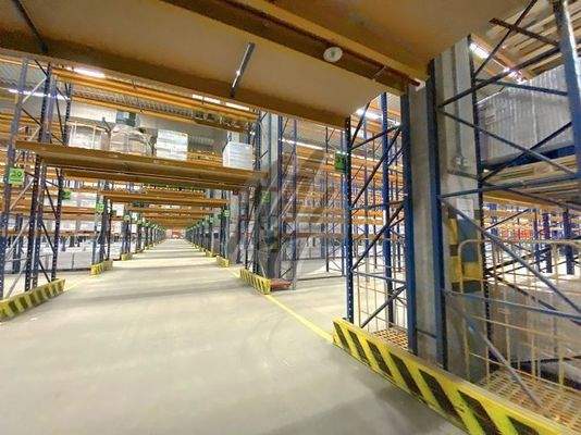 INFOS UNTER: 06171-586000