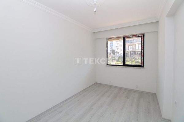 Spacious Apartments within Walking Distance of Beach in Yalova