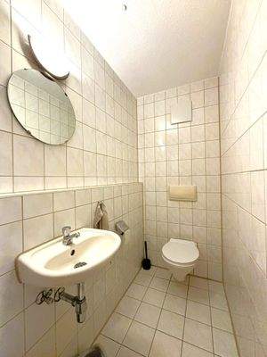 Separate Toilette (innenliegend)