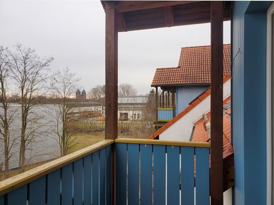 Balkon Ausblick rechts.jpg