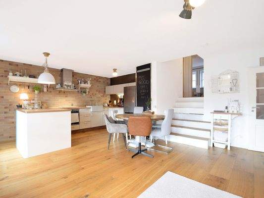 Wohn- & Essbereich - OG