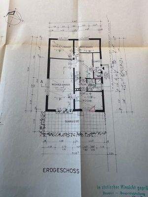 Erdgeschoss mit Terrasse