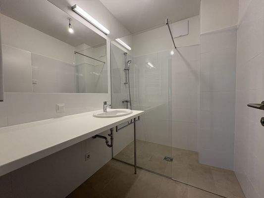 20251117_131457773_iOS