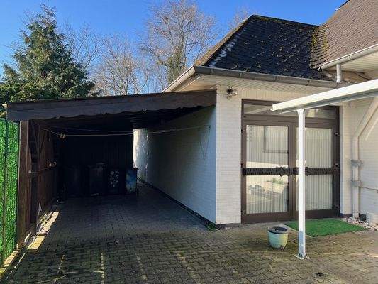 Garage und Carport