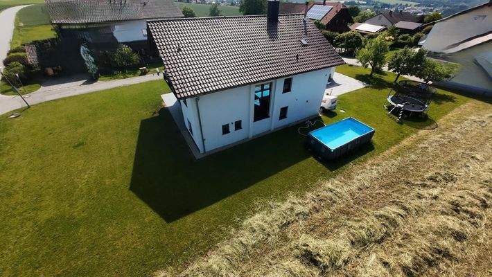 Drohnenfoto Rückansicht