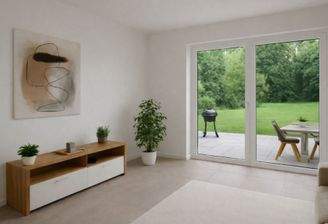 Wohnzimmer mit Zugang zur großen Terrasse im Garten 