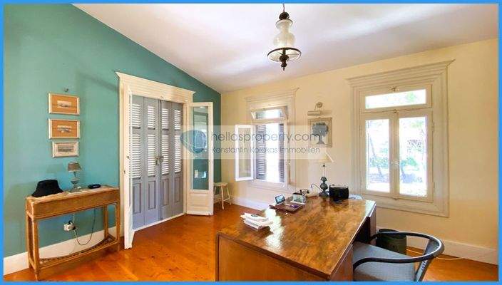 e92071f709dc4aa3817fe3dc7a814d62-original