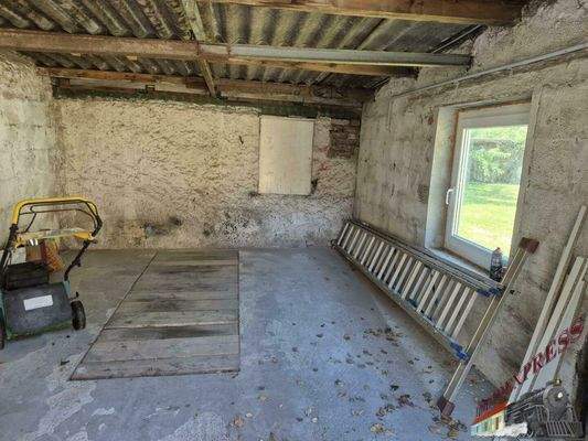 Garage mit Montagegrube