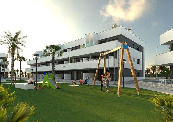 State-of-the-Art Flats with Communal Pool in Guardamar del Segura