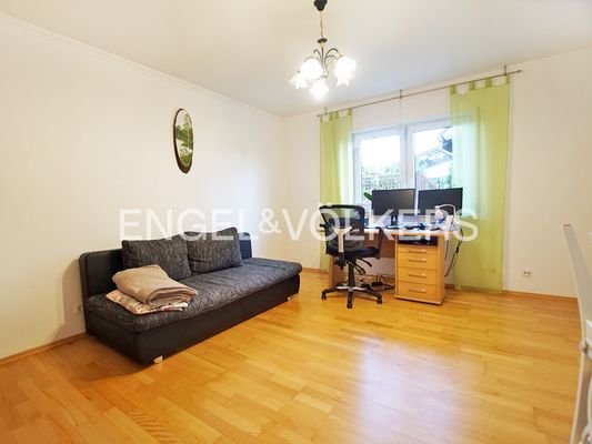 EG: Schlafzimmer / Büro