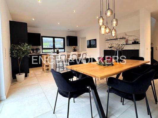 Essbereich mit Küche