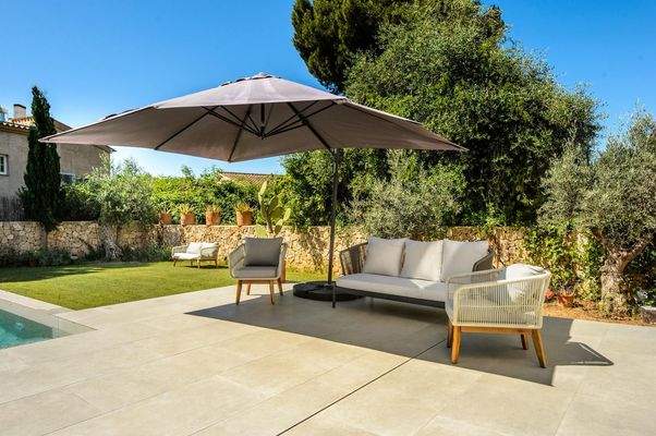Pool terrace in villa in Bendinat 2
