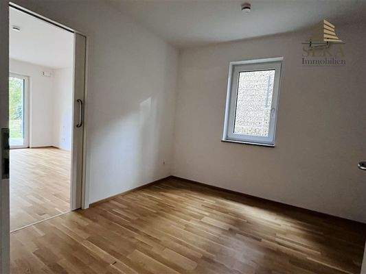 Ankleidezimmer / home office 