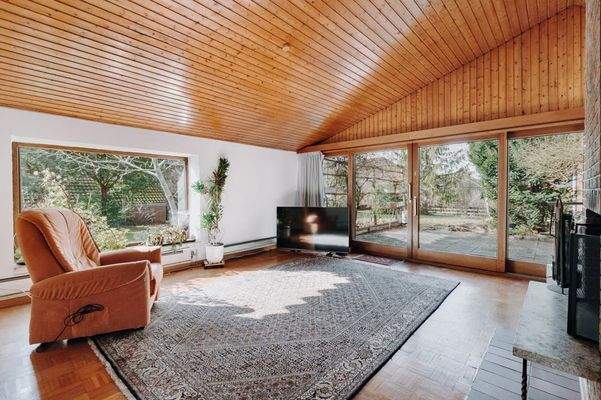 Wohnbereich mit Kamin