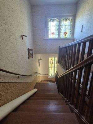 Treppenaufgang ins Obergeschoss